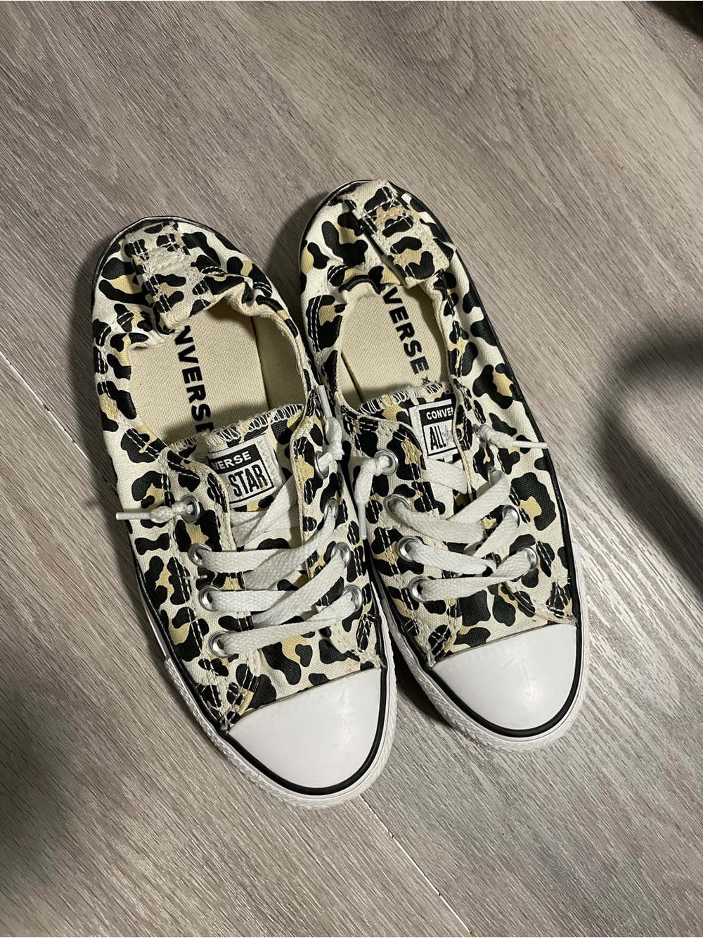 72 Converse Chuck Taylor All Star Leopard Print Low Top Sneakers - Cream/Black